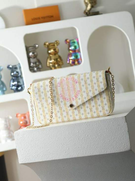Picture of Louis Vuitton Handbags _SKUfw240693835fw